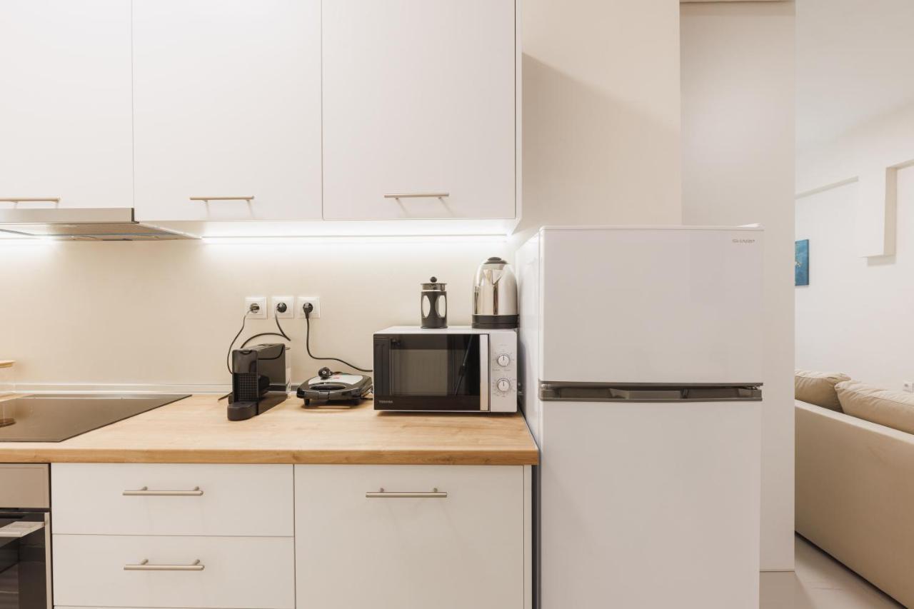 Fully Renovated Luxurious Semi-Basement Studio Ateny Zewnętrze zdjęcie